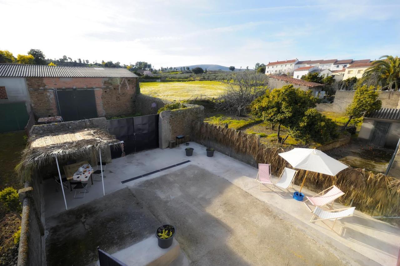 La Casina De Micaela Perales del Puerto Exterior foto